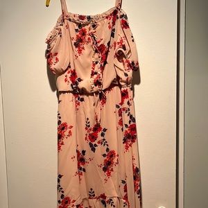 Mixed floral hi-lo dress in feminine colors.  can be worn on/off shoulder.